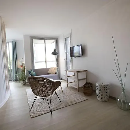 50m From The Ultra Cosy Balcony Near The Cen * 라로셸