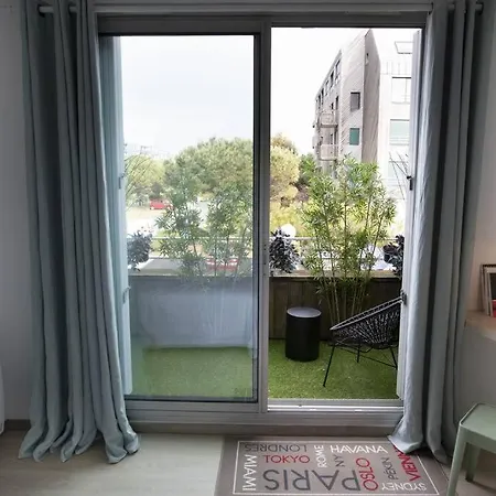 50m From The Ultra Cosy Balcony Near The Cen * 라로셸