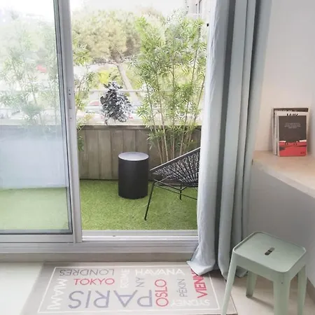 50m From The Ultra Cosy Balcony Near The Cen 아파트 *