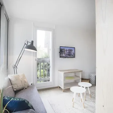 아파트 50m From The Ultra Cosy Balcony Near The Cen *